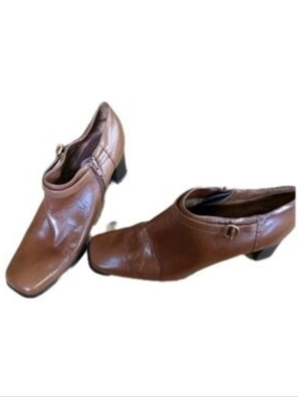 AJ Valenci brown leather shooties Size 11 EUC Trendy Fall